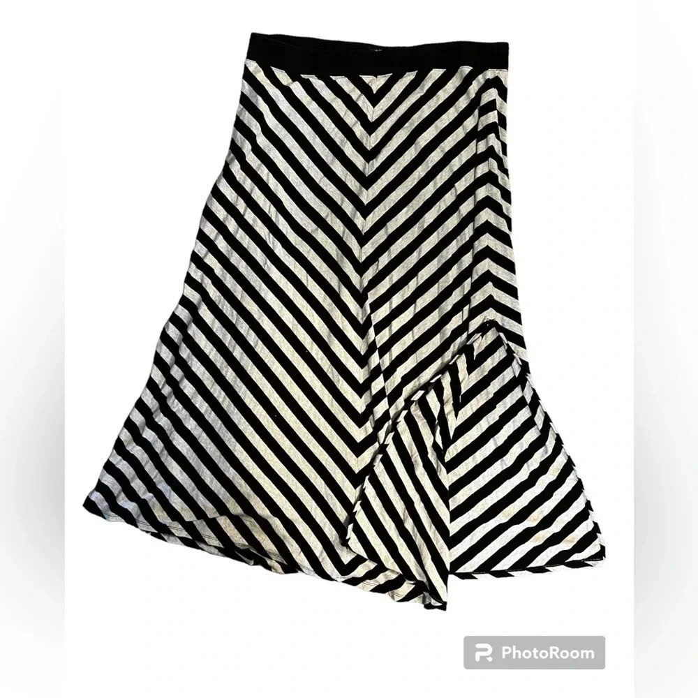 Calvin Klein Performance 1X maxi Skirt (black and gray with two side splits)